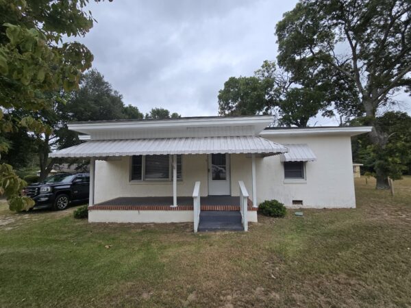 15XX Mcarthur Rd, Fayetteville, NC 28311