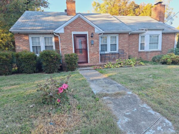 20XX Temple St, Winston Salem, NC 27101