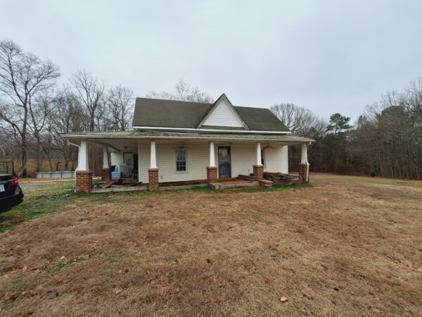 1271 Becks Church Rd, Lexington, NC 27292